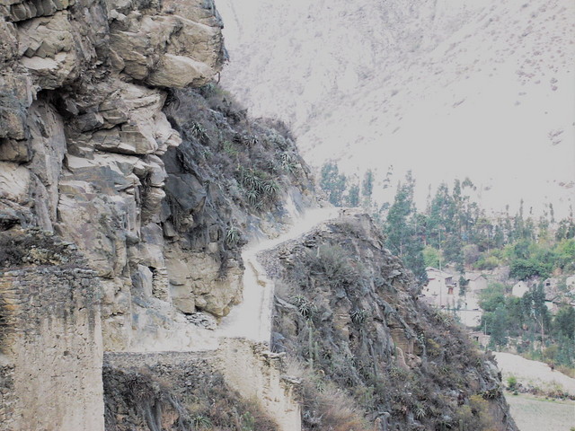 Ollantaytambo - carretera